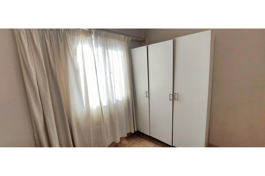 4 Bedroom Property for Sale in Bodorp Western Cape
